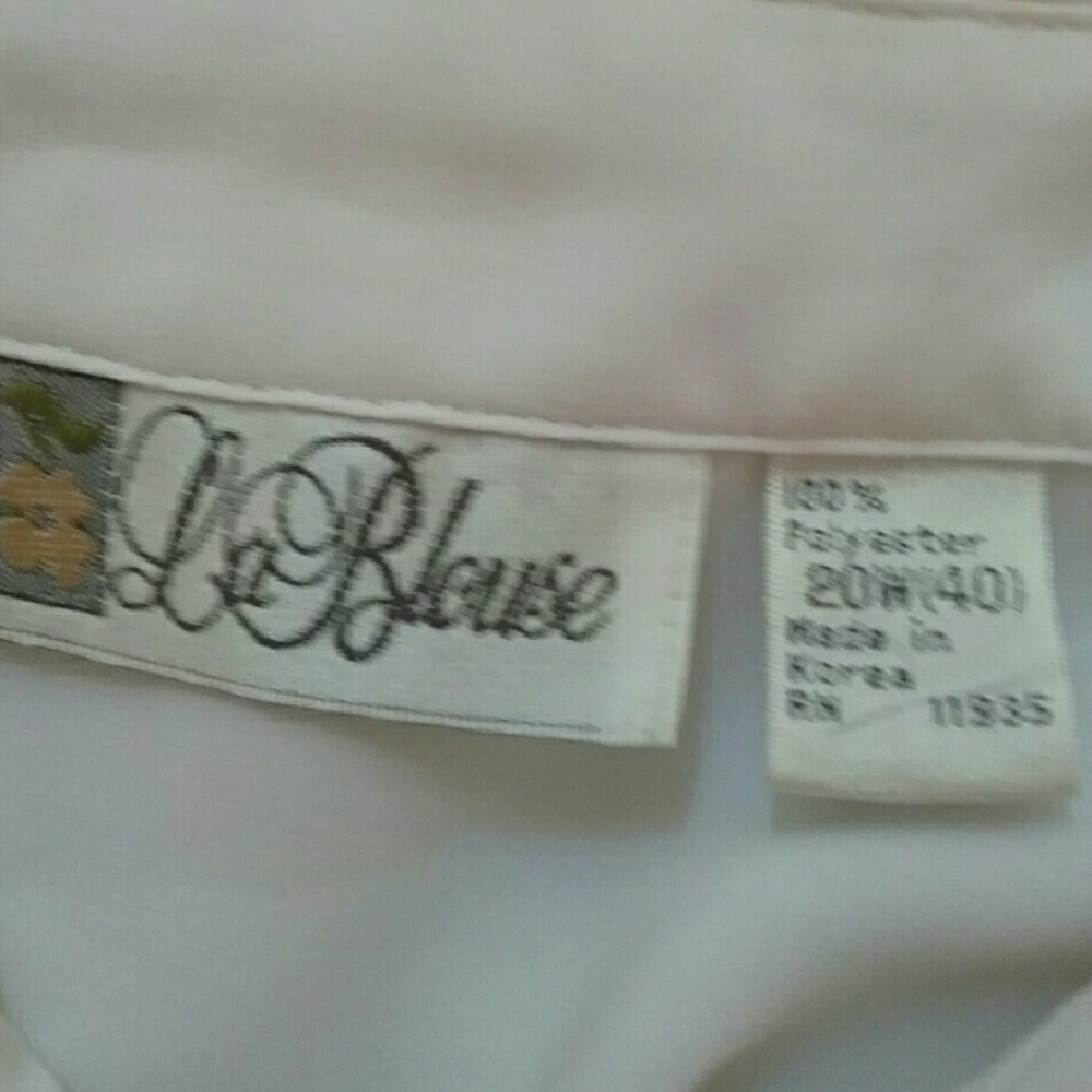 AWESOME BLOUSE - Picture 3 of 3